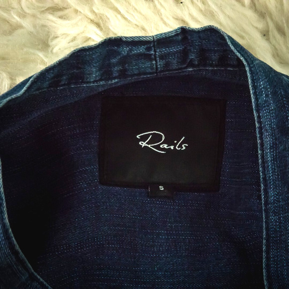 Rails Size Small S Rosalee Denim Chambray Dark Wash Tie Neck Long Sleeve Top - Picture 4 of 8